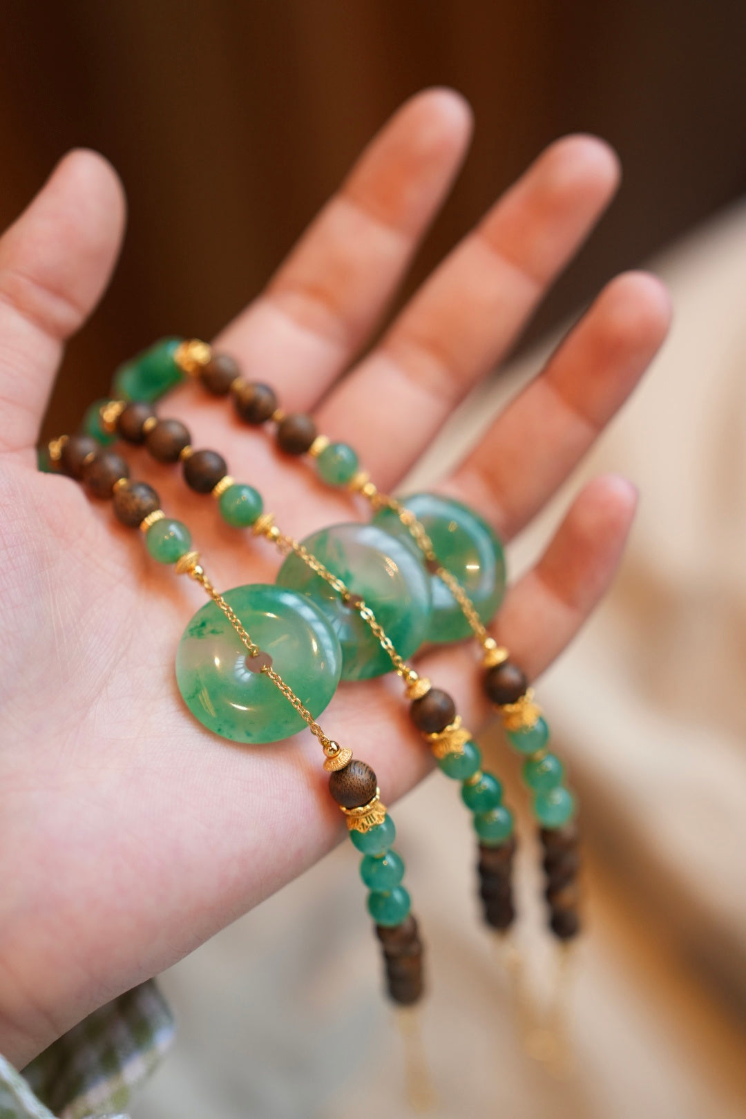 Kynam Agarwood Necklace, Green Aventurine & Peace-Clasp Pendant