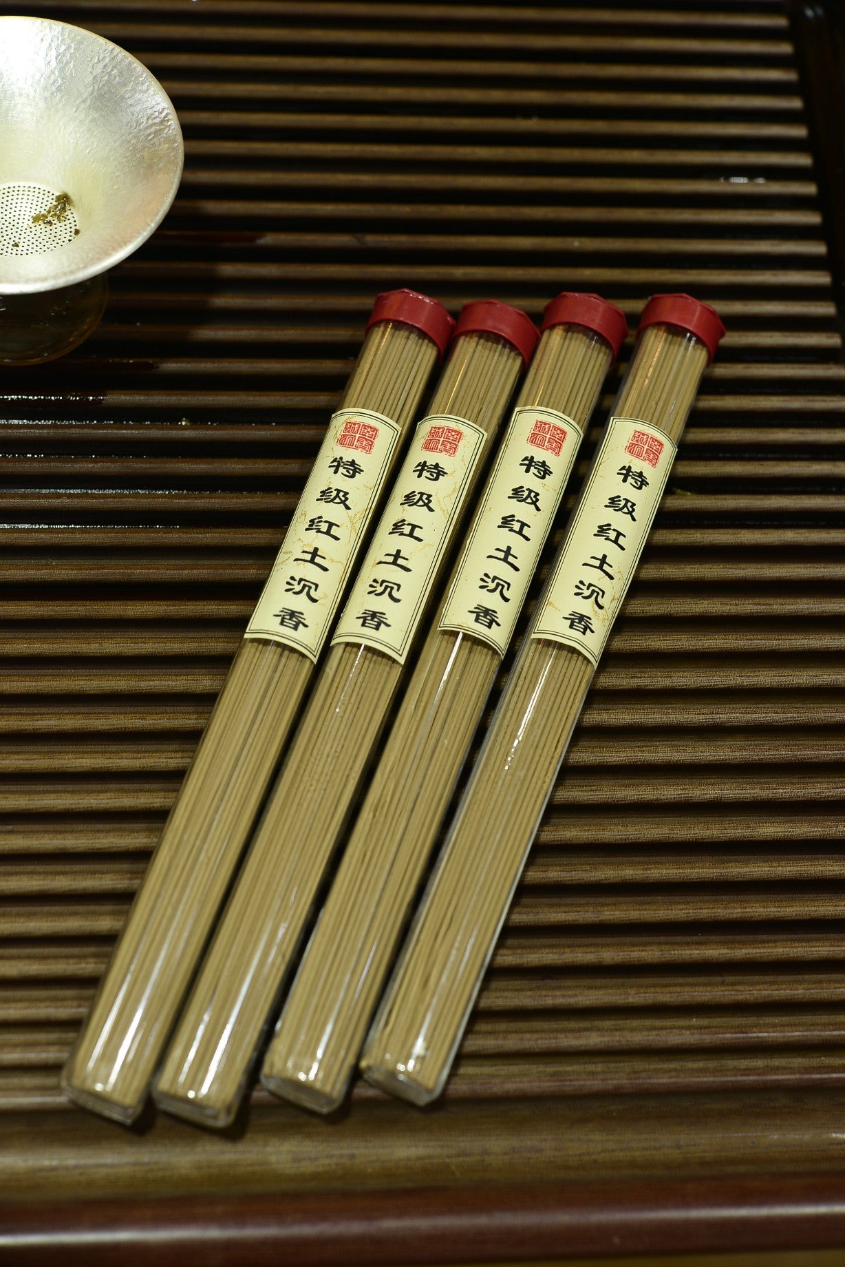 Vietnamese Red Earth Agarwood Incense Sticks, Premium Grade, 20g