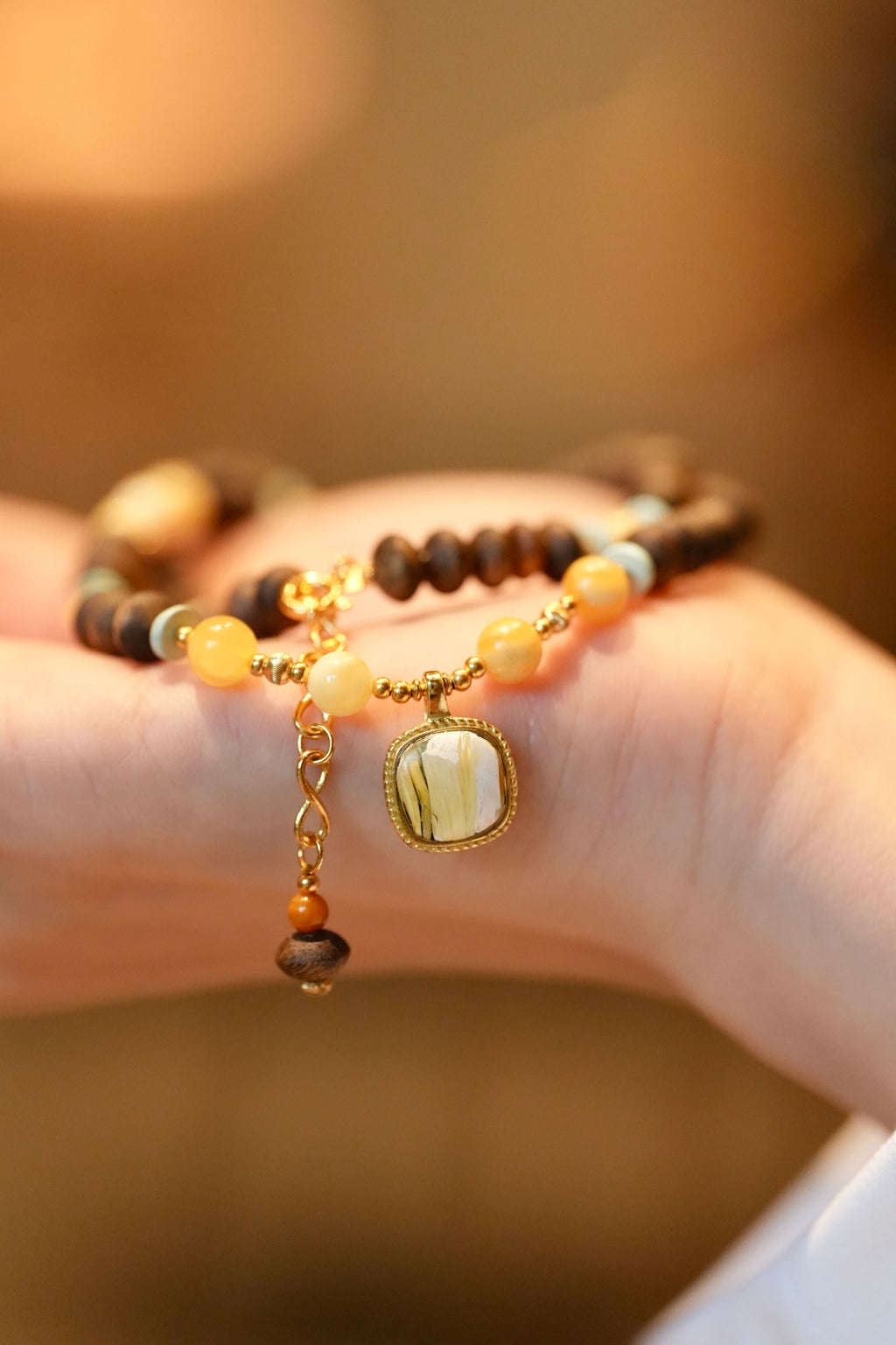 Kynam Agarwood Necklace, Wax Amber, Turquoise & Wax Pendant