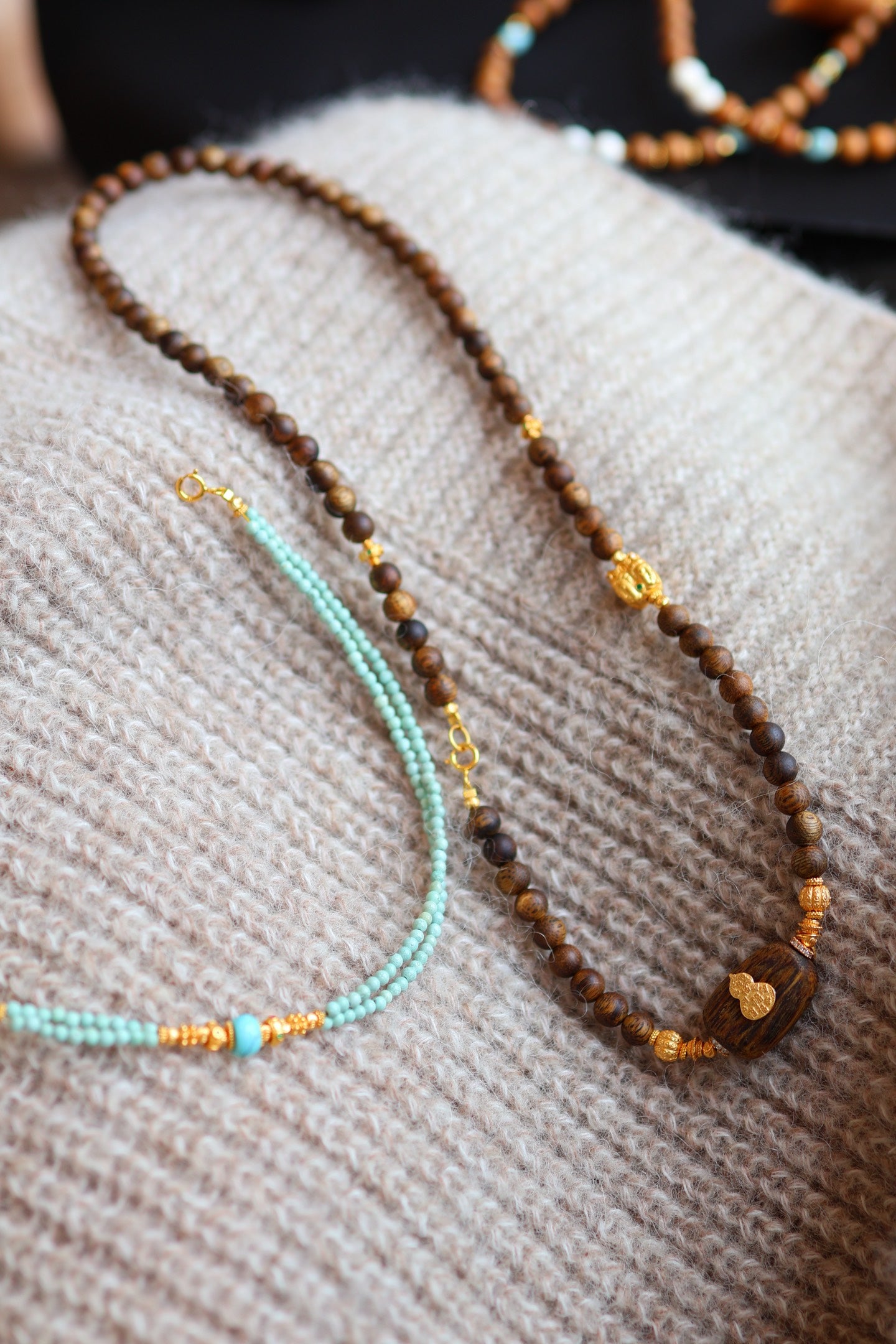 Kynam Agarwood Necklace, Turquoise & Turtle Charms, 60 cm, Detachable