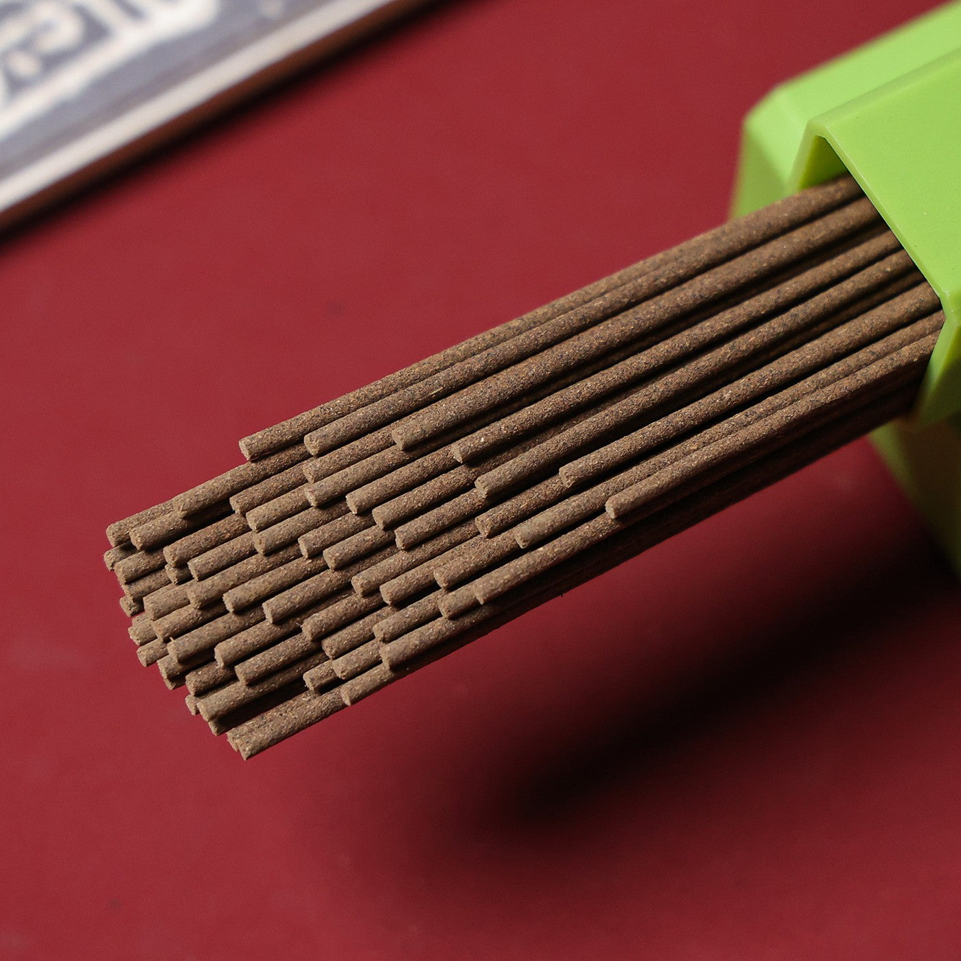 Mysore Sandalwood & White Tea Incense Sticks, 30g