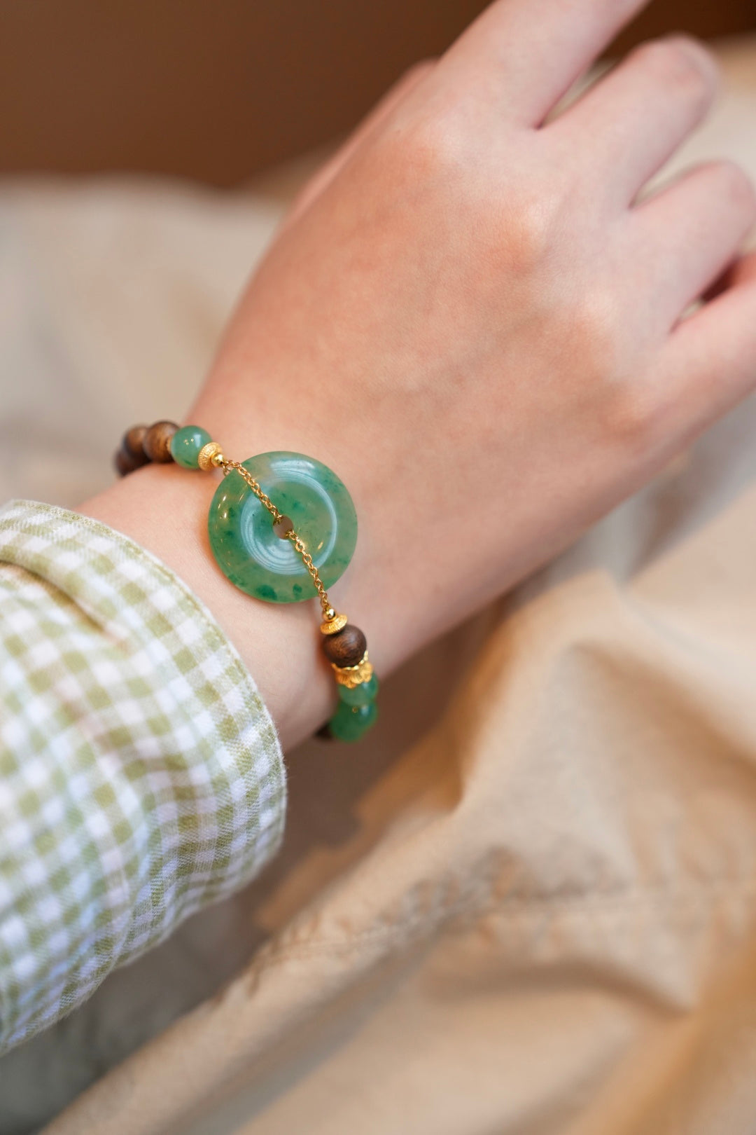 Kynam Agarwood Necklace, Green Aventurine & Peace-Clasp Pendant