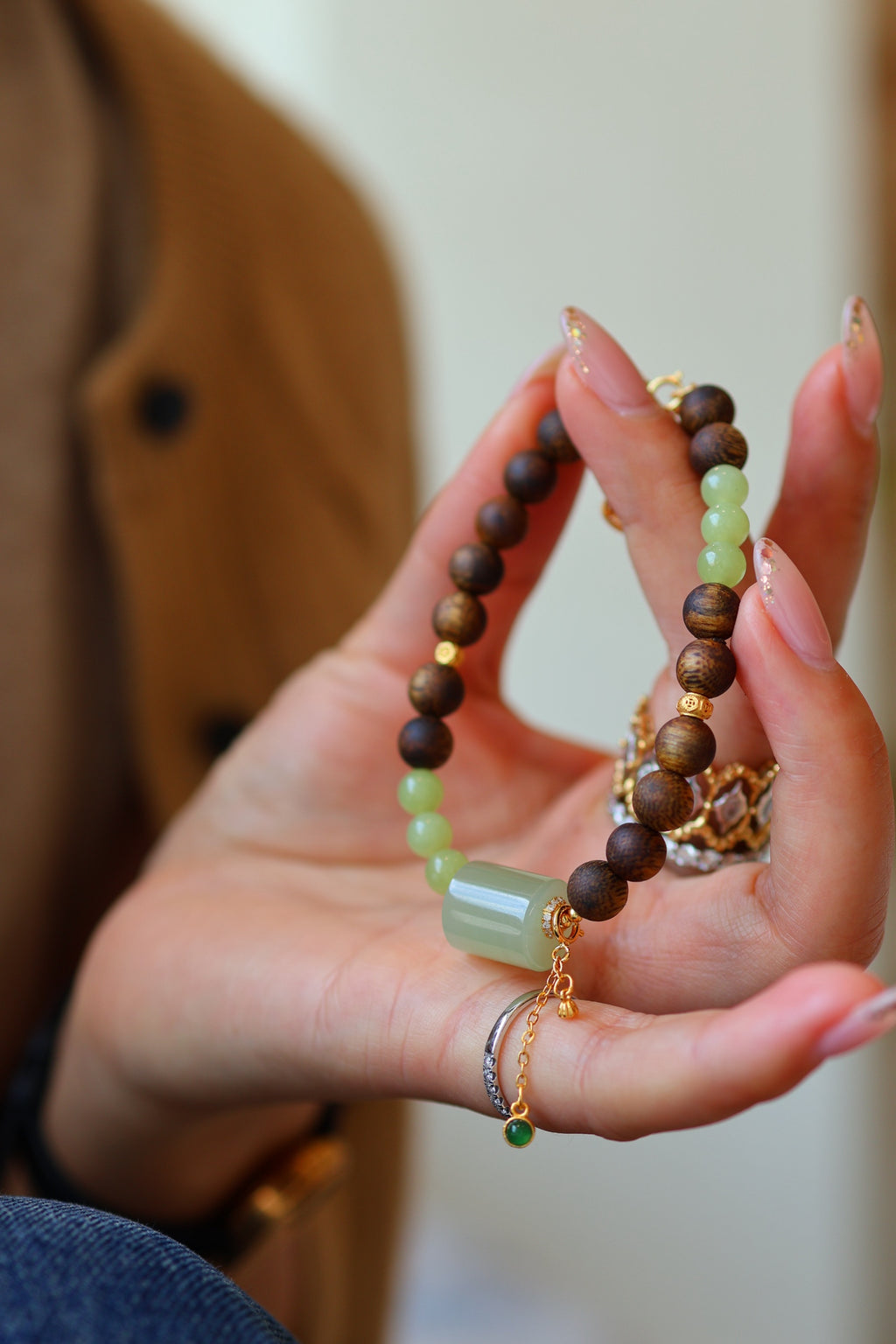 Kynam Agarwood Bracelet, Nephrite Jade