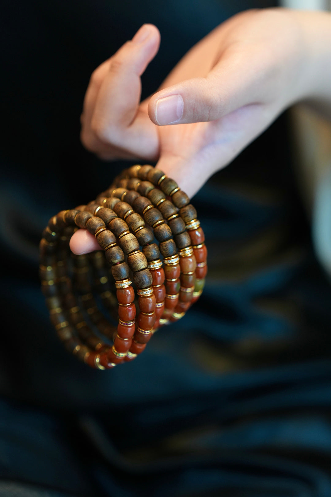 Kynam Agarwood & South Red Agate Bracelet, Half-and-Half, Barrel Cut, Gem-Set Spacers, 7 mm