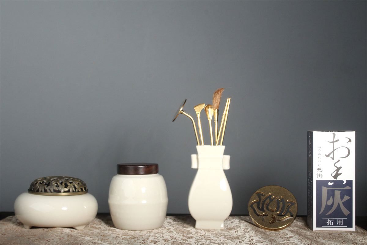 Ceramic Incense Seal Set, White Porcelain, Plant-Ash Glaze