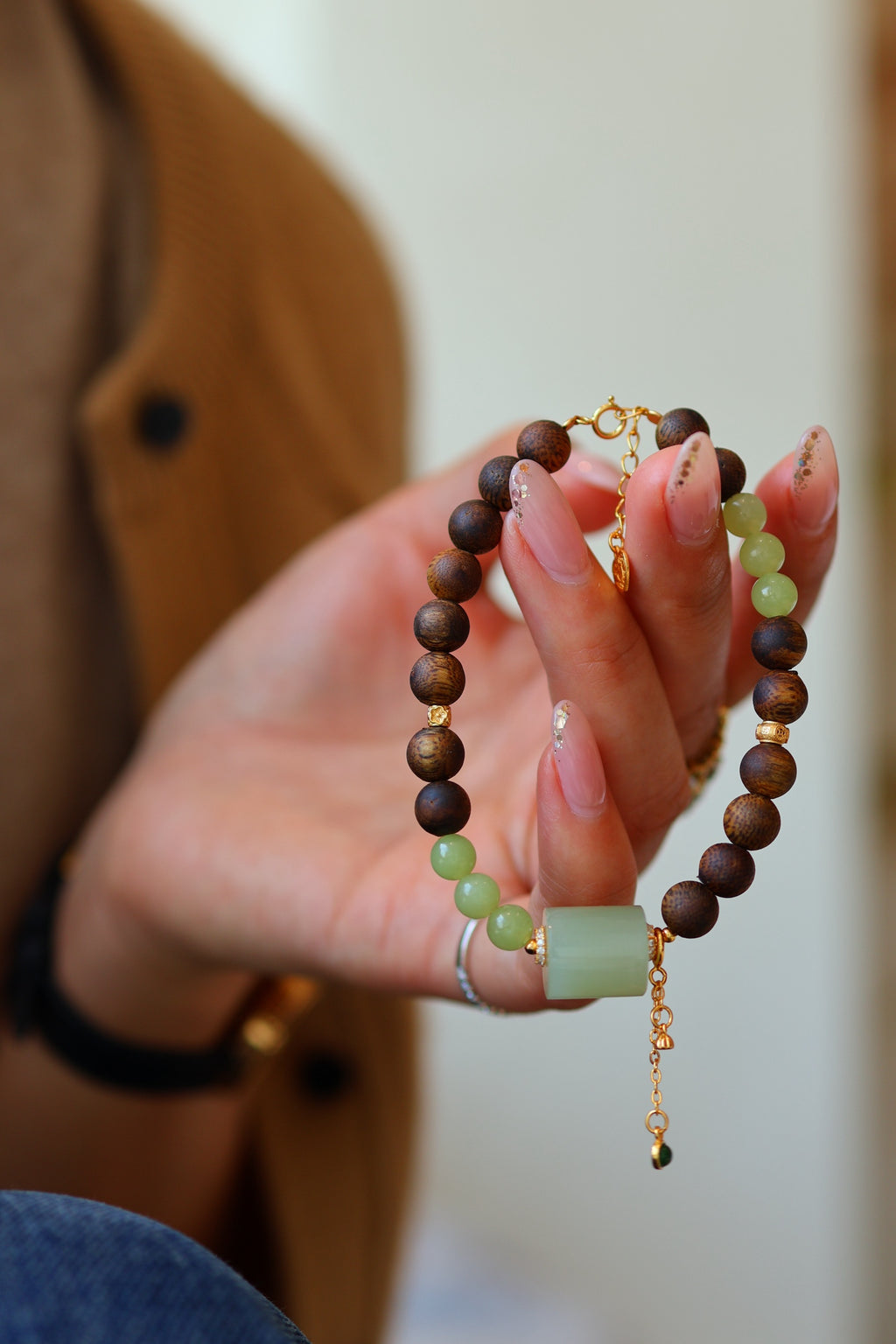Kynam Agarwood Bracelet, Nephrite Jade