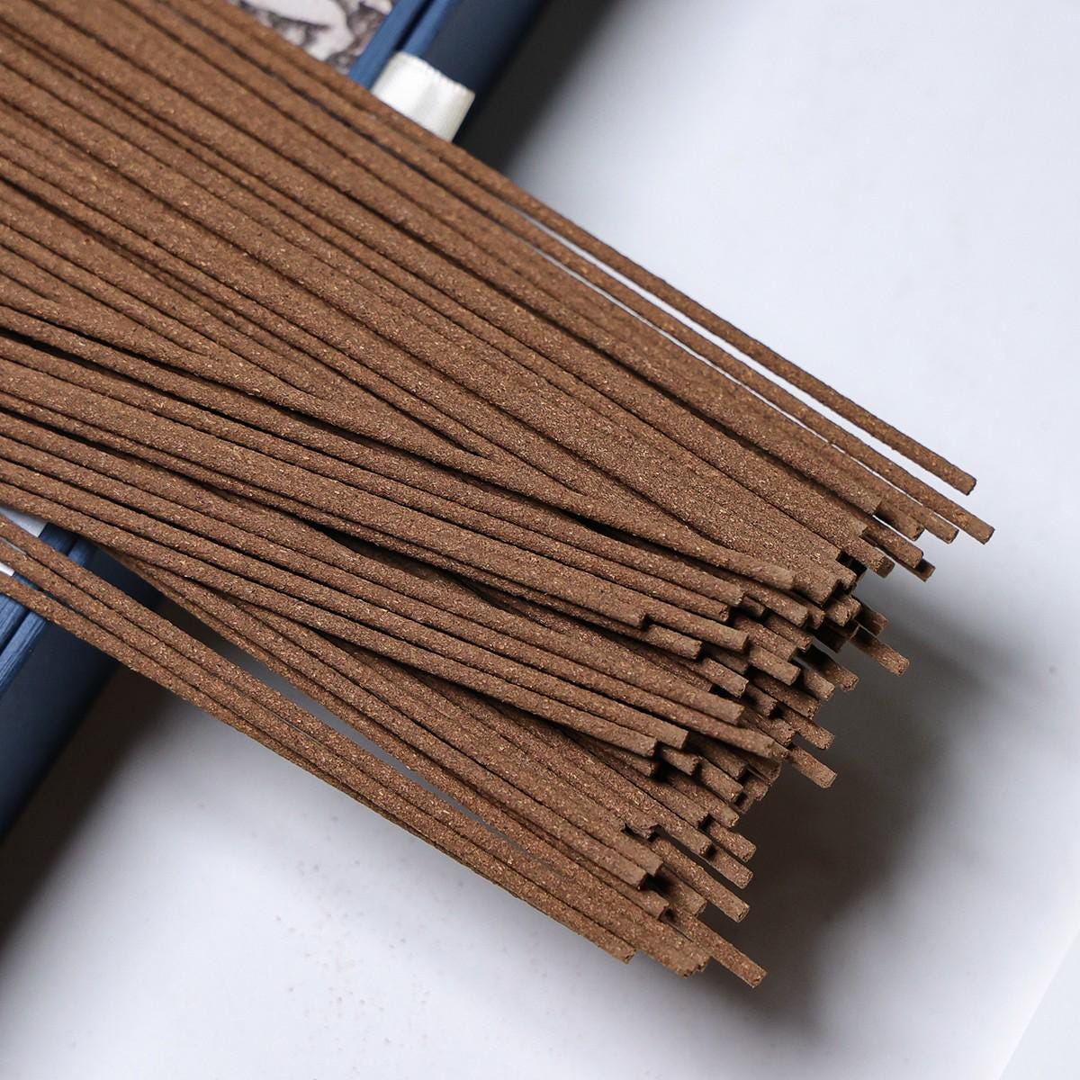 Yi Ke Blended Incense, Sandalwood, Spikenard & Honey Base, 50g