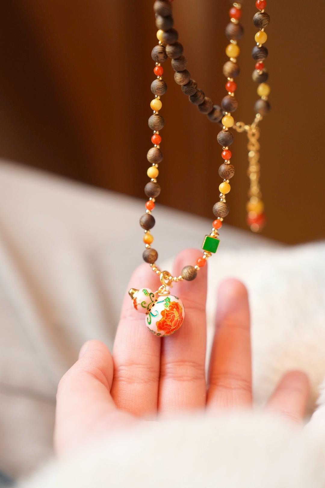 Kynam Agarwood Necklace, South Red Agate & Beeswax Amber