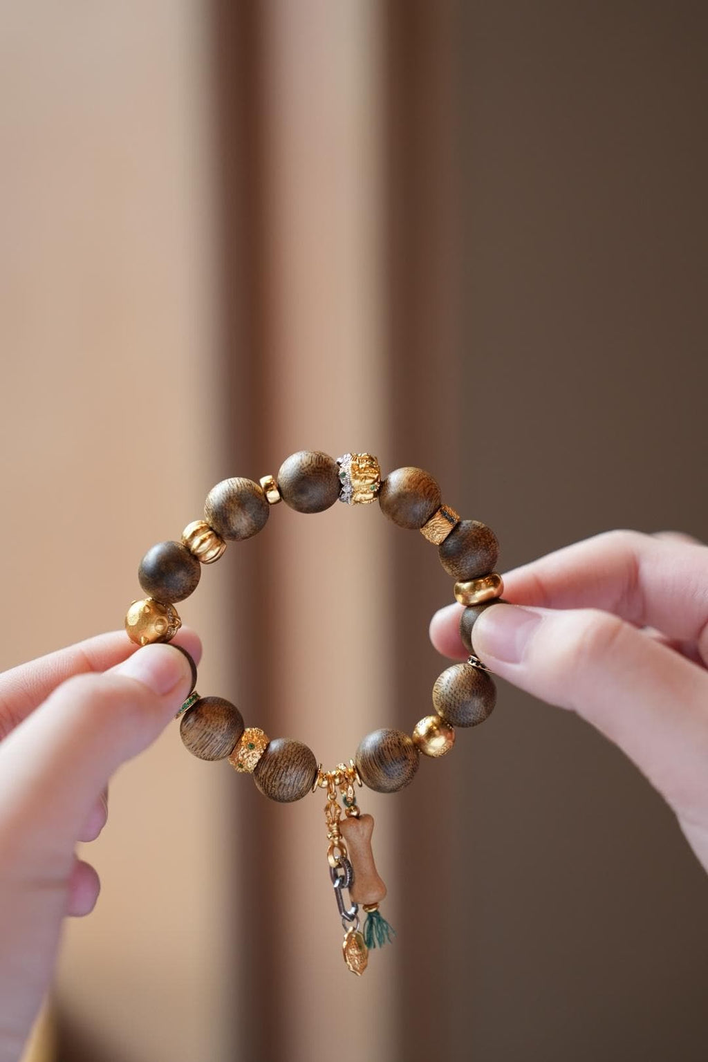 Kynam Agarwood Bracelet, 12mm, Mysore Sandalwood Bone Drop