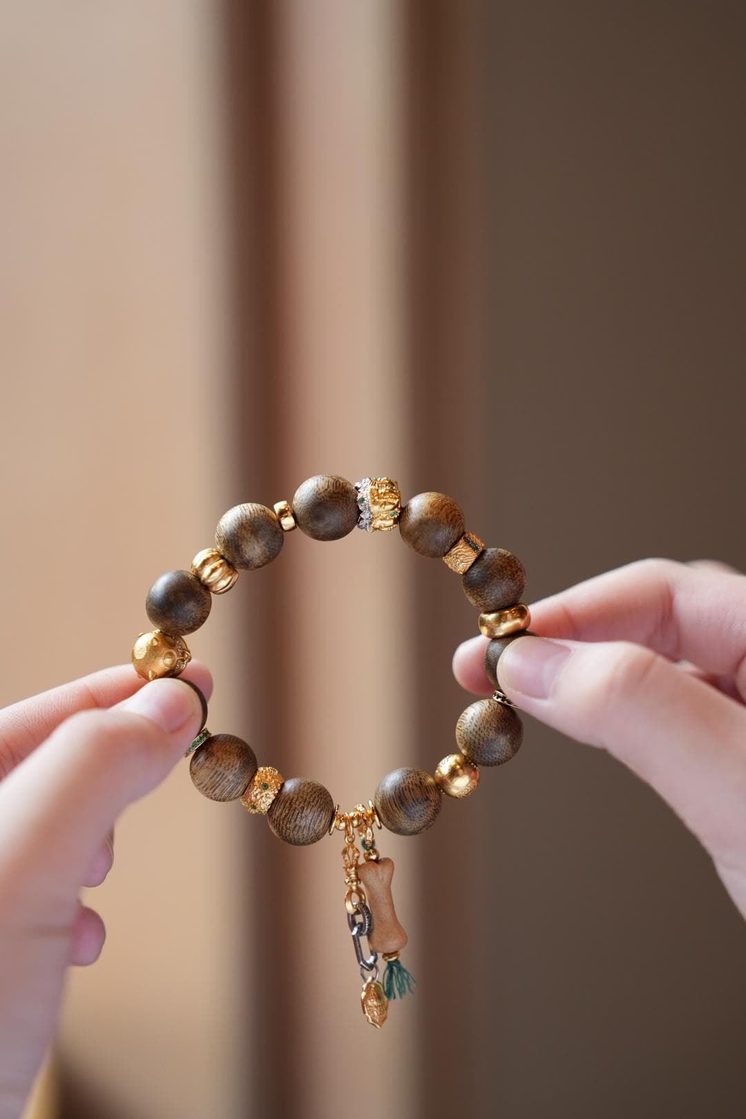 Kynam Agarwood Bracelet, 12mm, Mysore Sandalwood Bone Drop