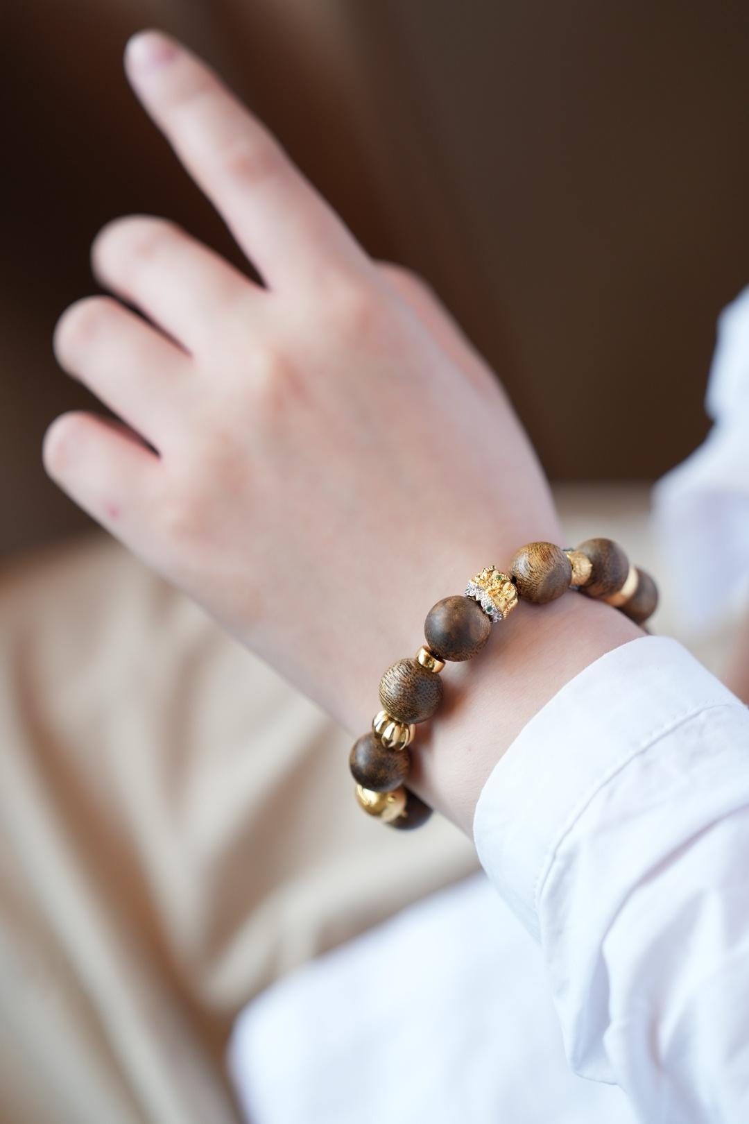 Kynam Agarwood Bracelet, 12mm, Mysore Sandalwood Bone Drop