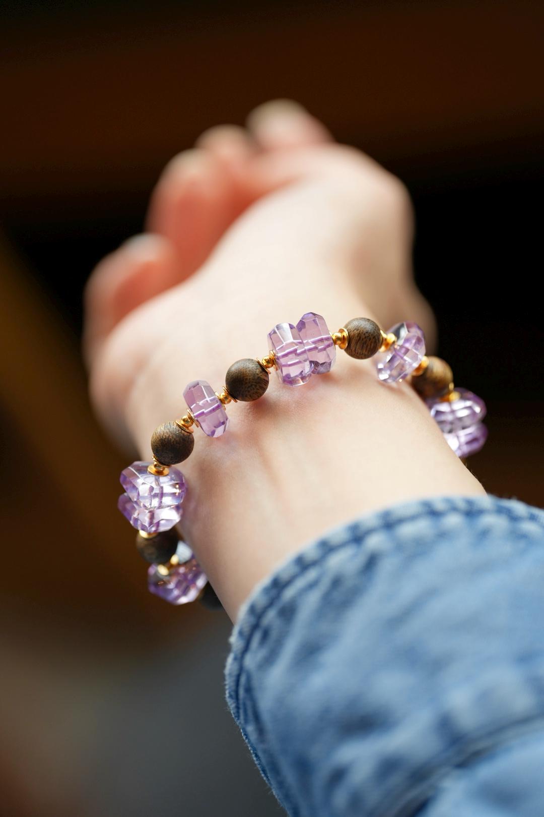 Kynam Agarwood Bracelet, Amethyst & Carved Heart-Peach Focal