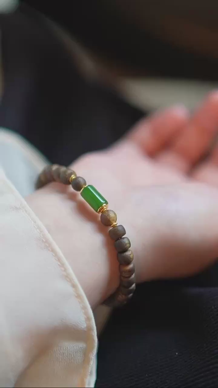Kynam Agarwood Bracelet, Spinach Green Nephrite Jade